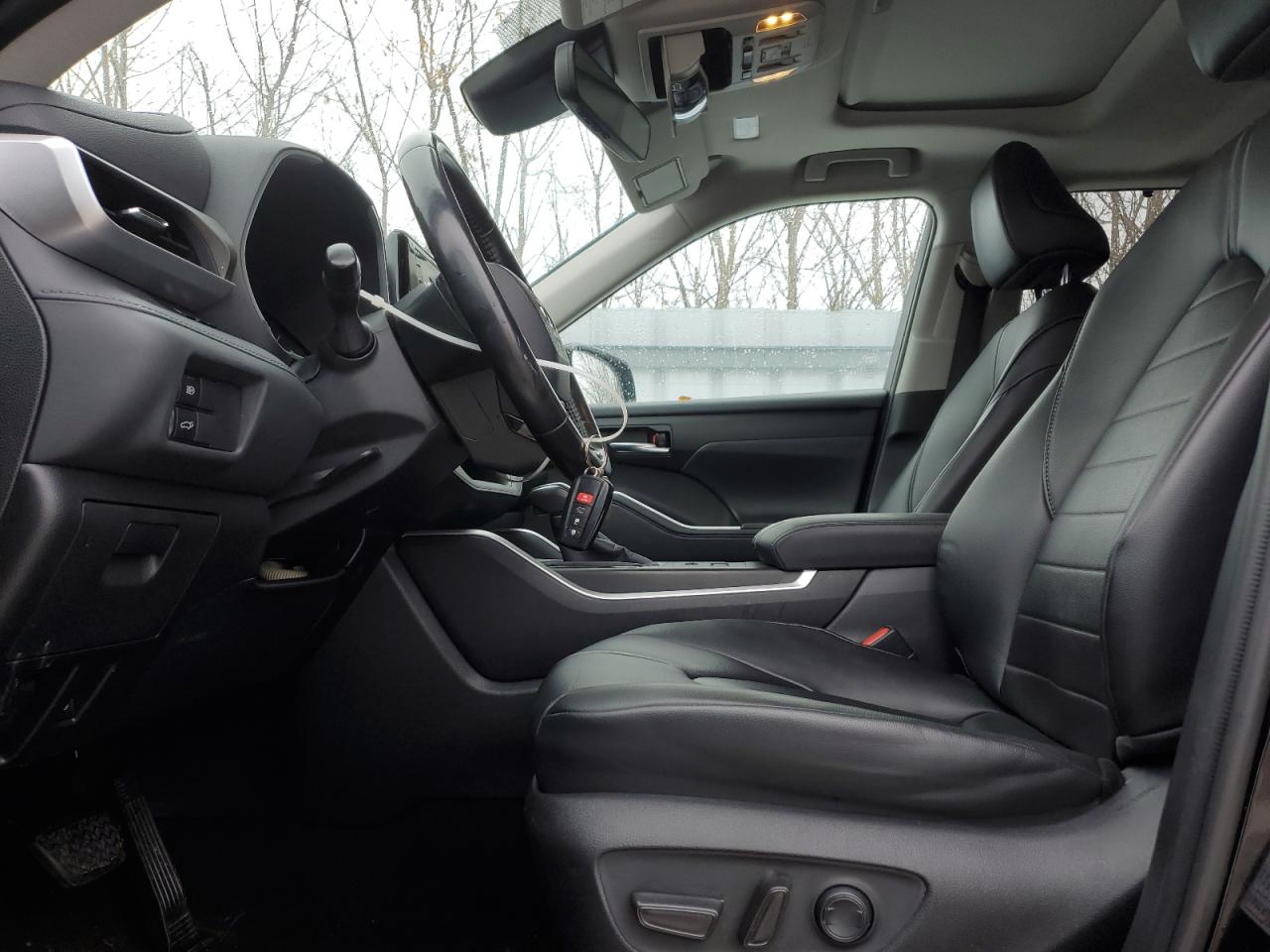 TOYOTA HIGHLANDER XLE