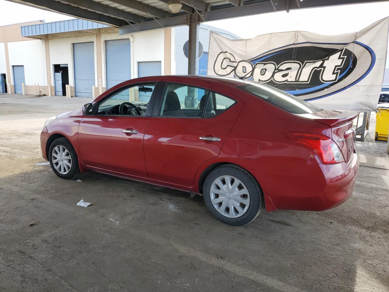 NISSAN VERSA S