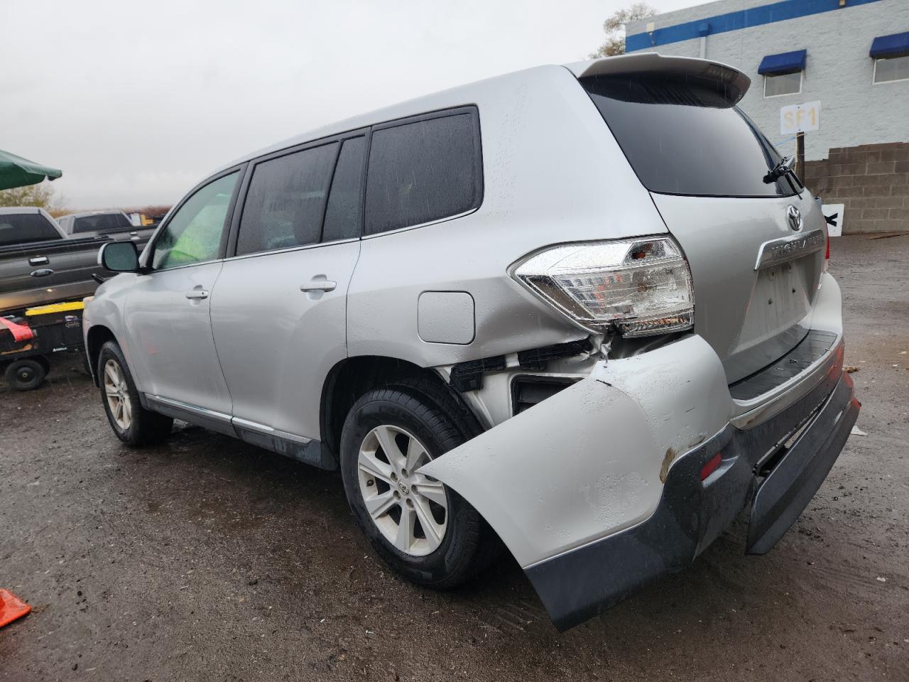 TOYOTA HIGHLANDER BASE