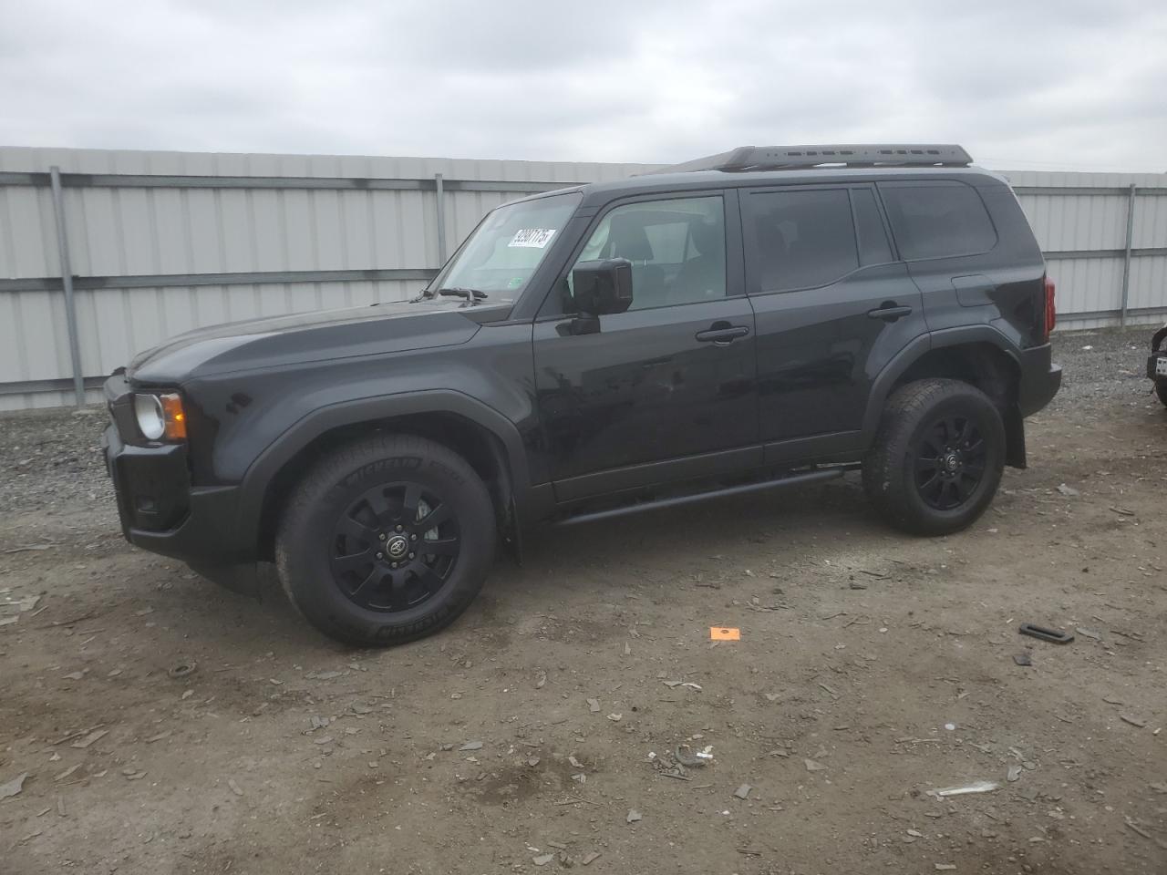 TOYOTA LAND CRUISER BASE