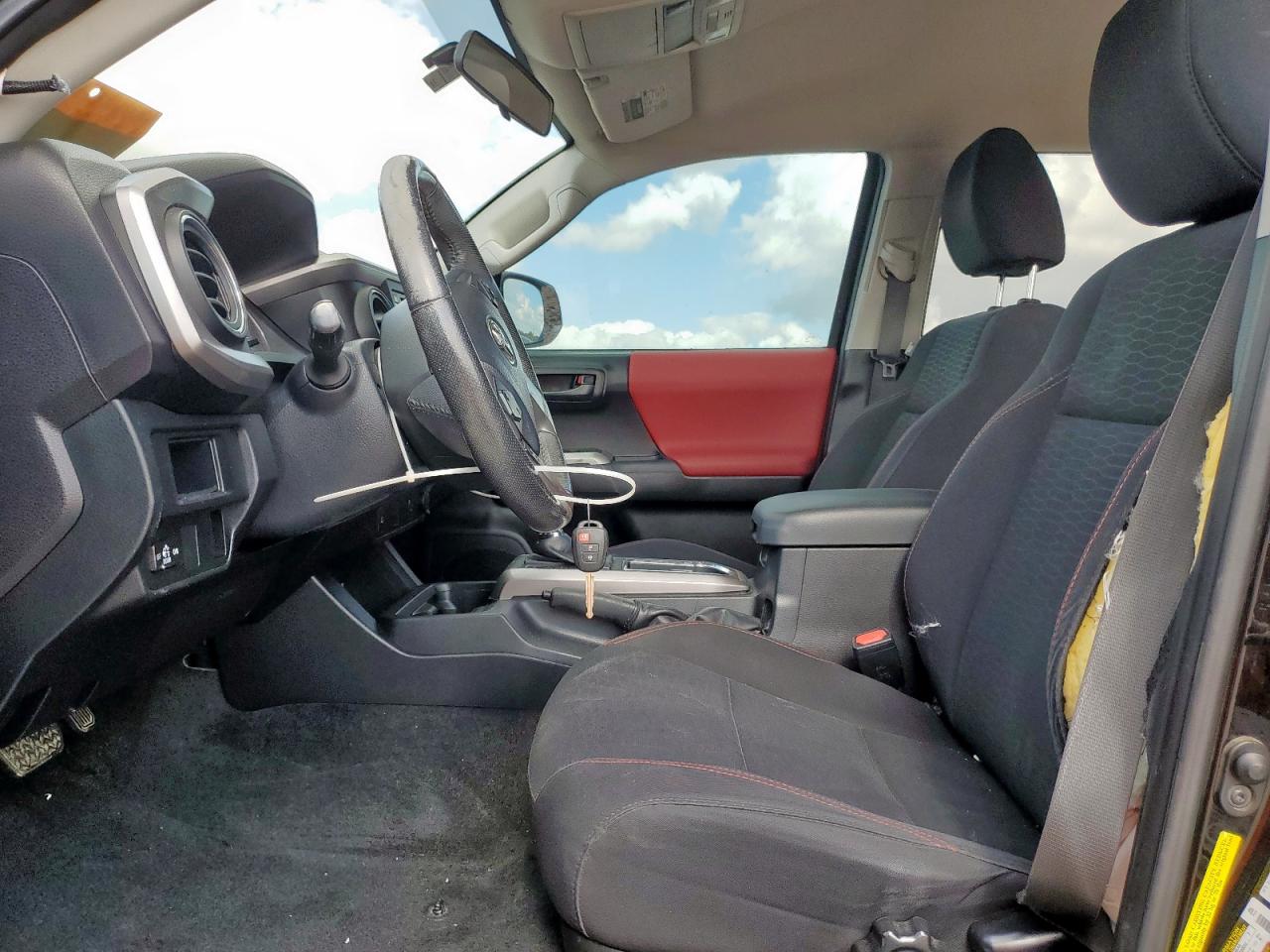 TOYOTA TACOMA DOUBLE CAB