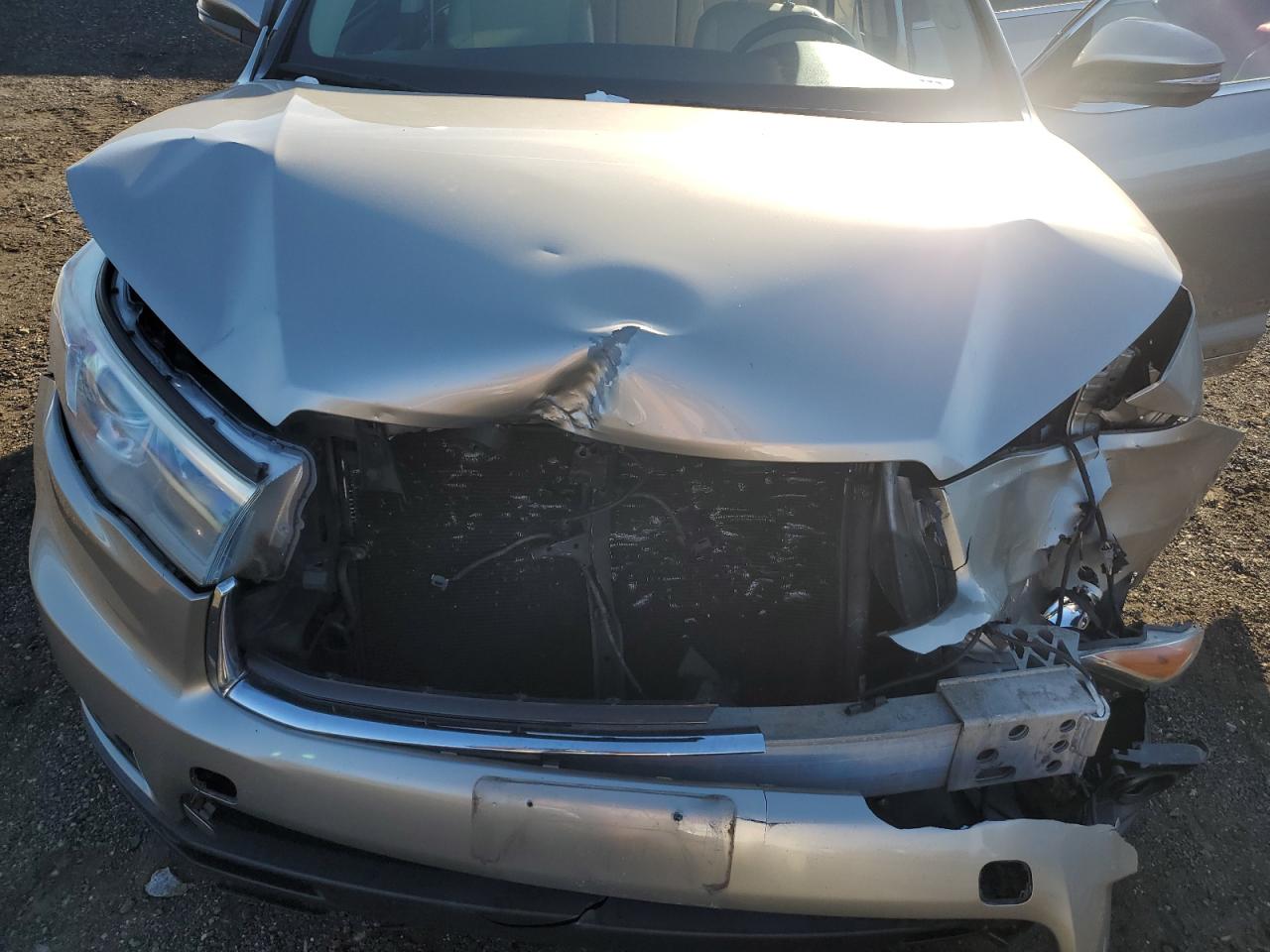 TOYOTA HIGHLANDER XLE