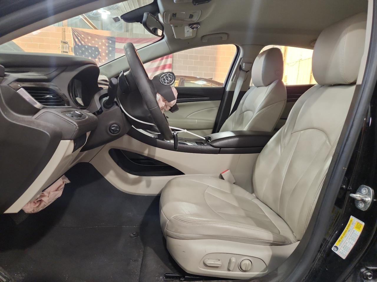 BUICK LACROSSE ESSENCE