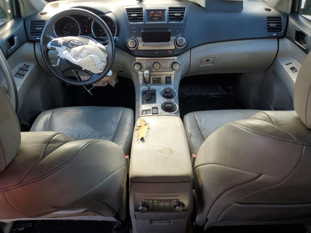TOYOTA HIGHLANDER BASE