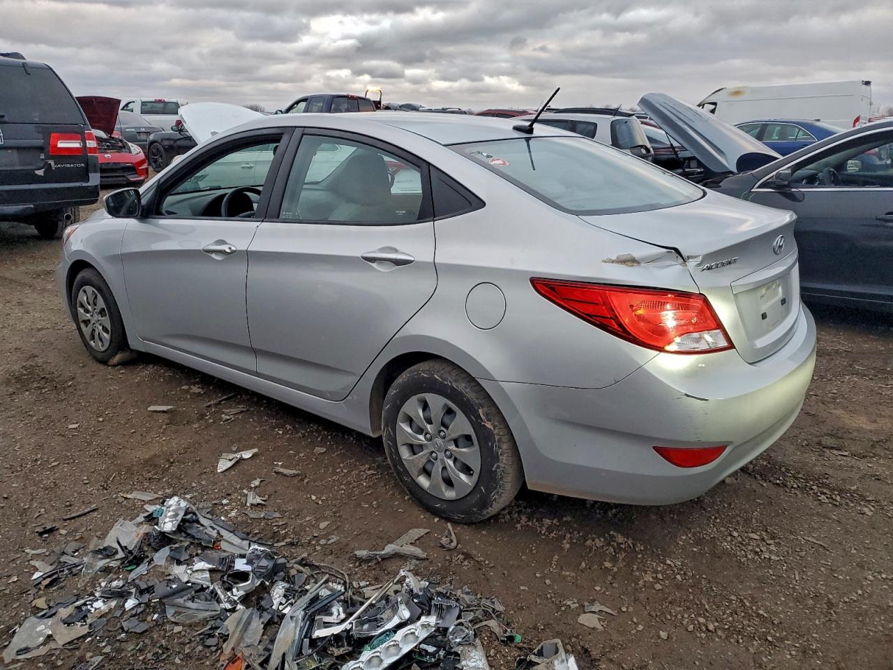 HYUNDAI ACCENT SE