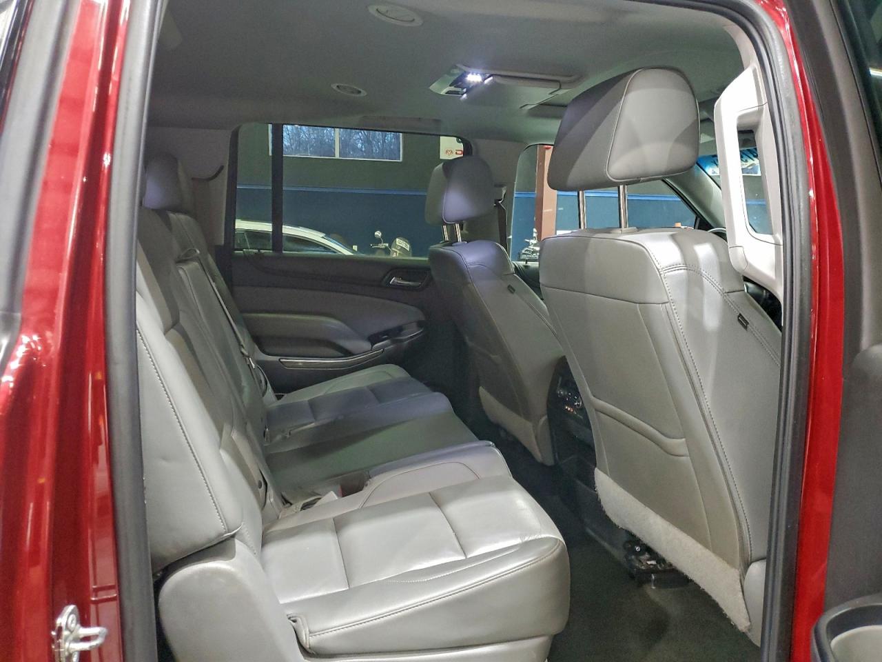 CHEVROLET SUBURBAN K1500 LT