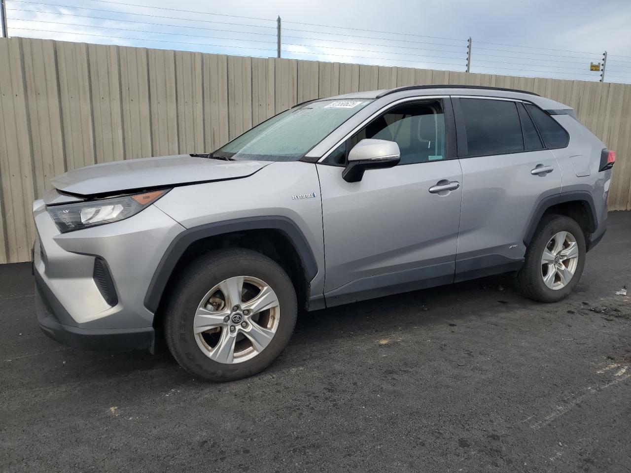 TOYOTA RAV4 LE