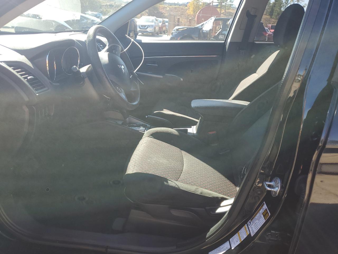 MITSUBISHI OUTLANDER ES