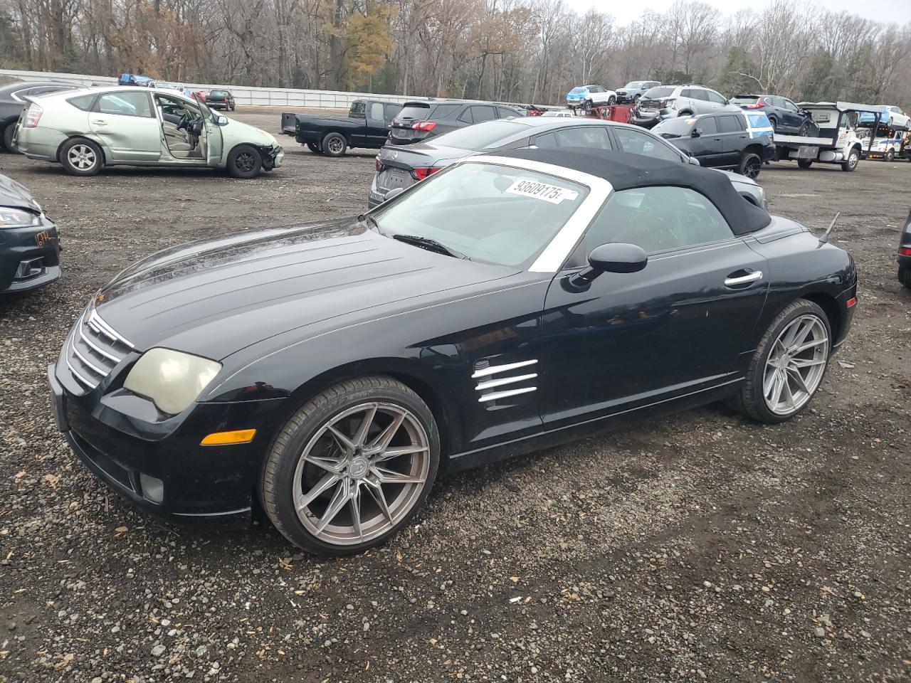 Lot #3302798898 2005 CHRYSLER CROSSFIRE