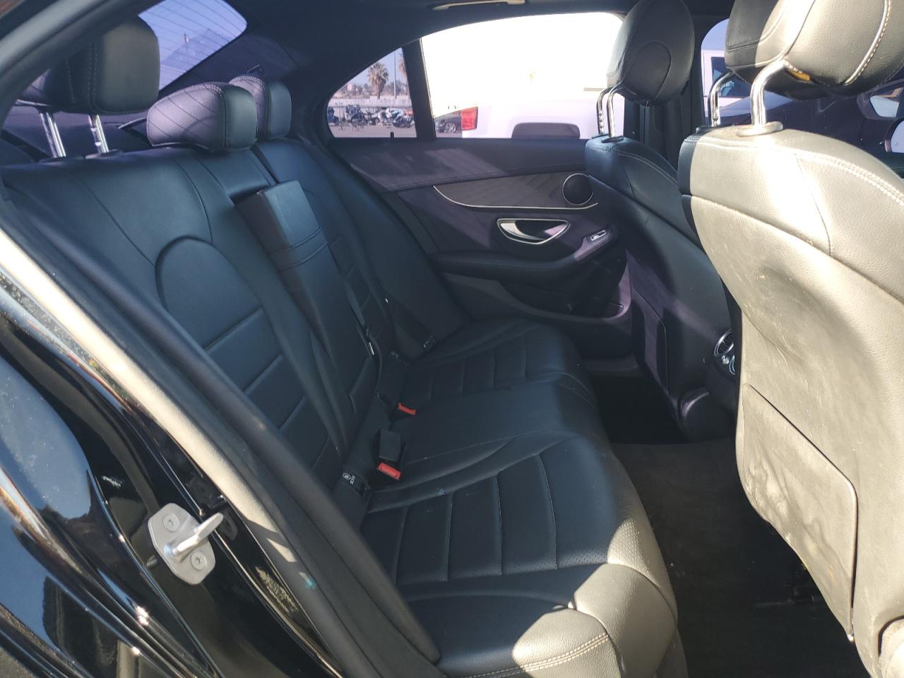 MERCEDES-BENZ C-CLASS 300 4MATIC