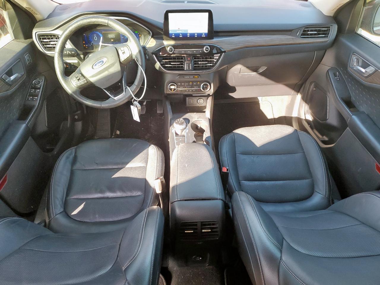 FORD ESCAPE TITANIUM