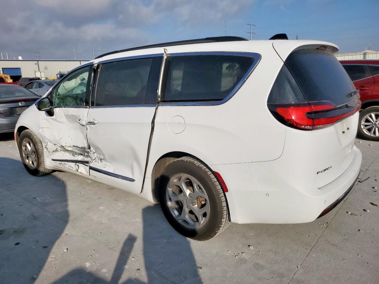 CHRYSLER PACIFICA LIMITED