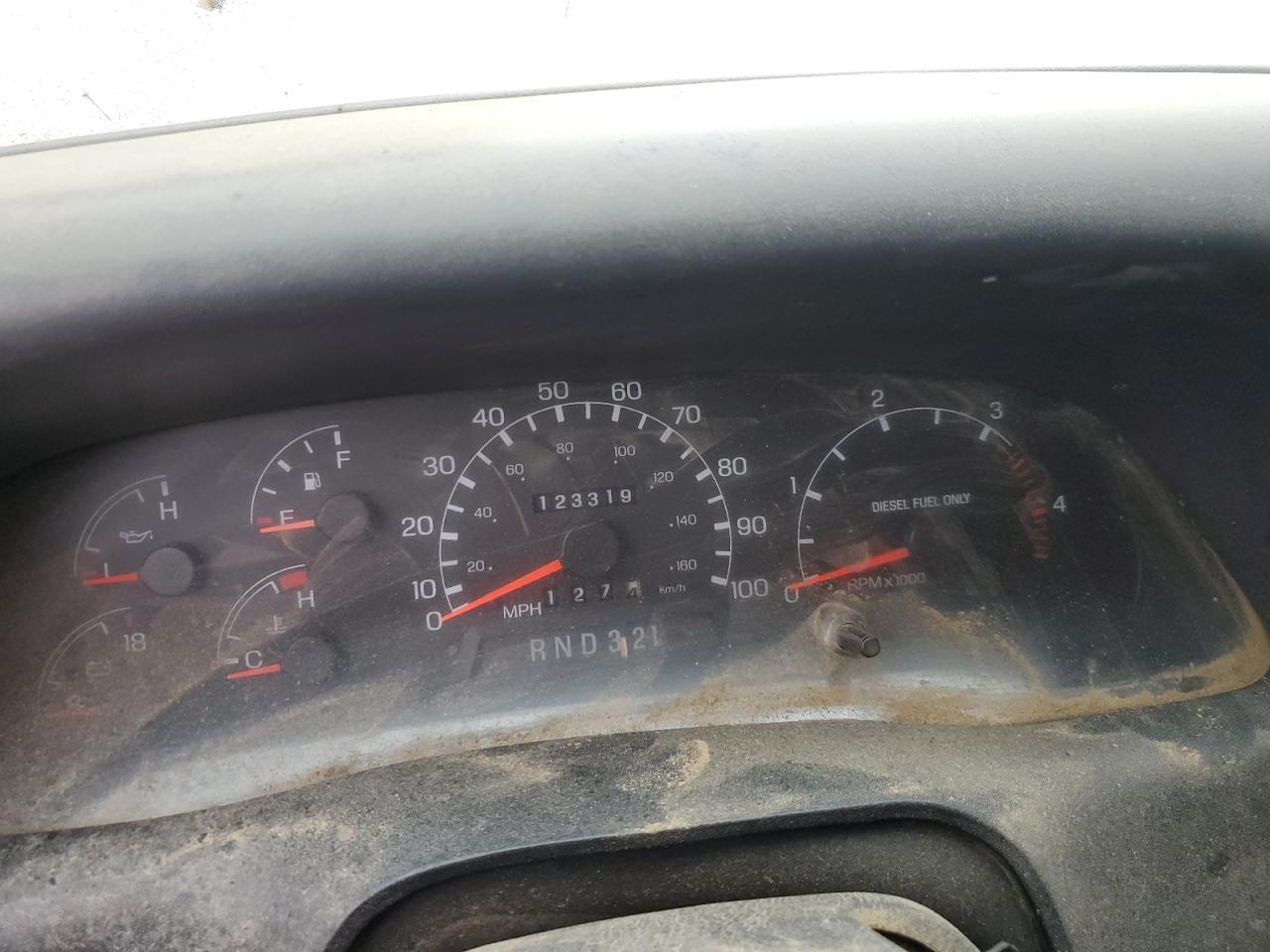 Lot #3287602023 2000 FORD F650 SUPER