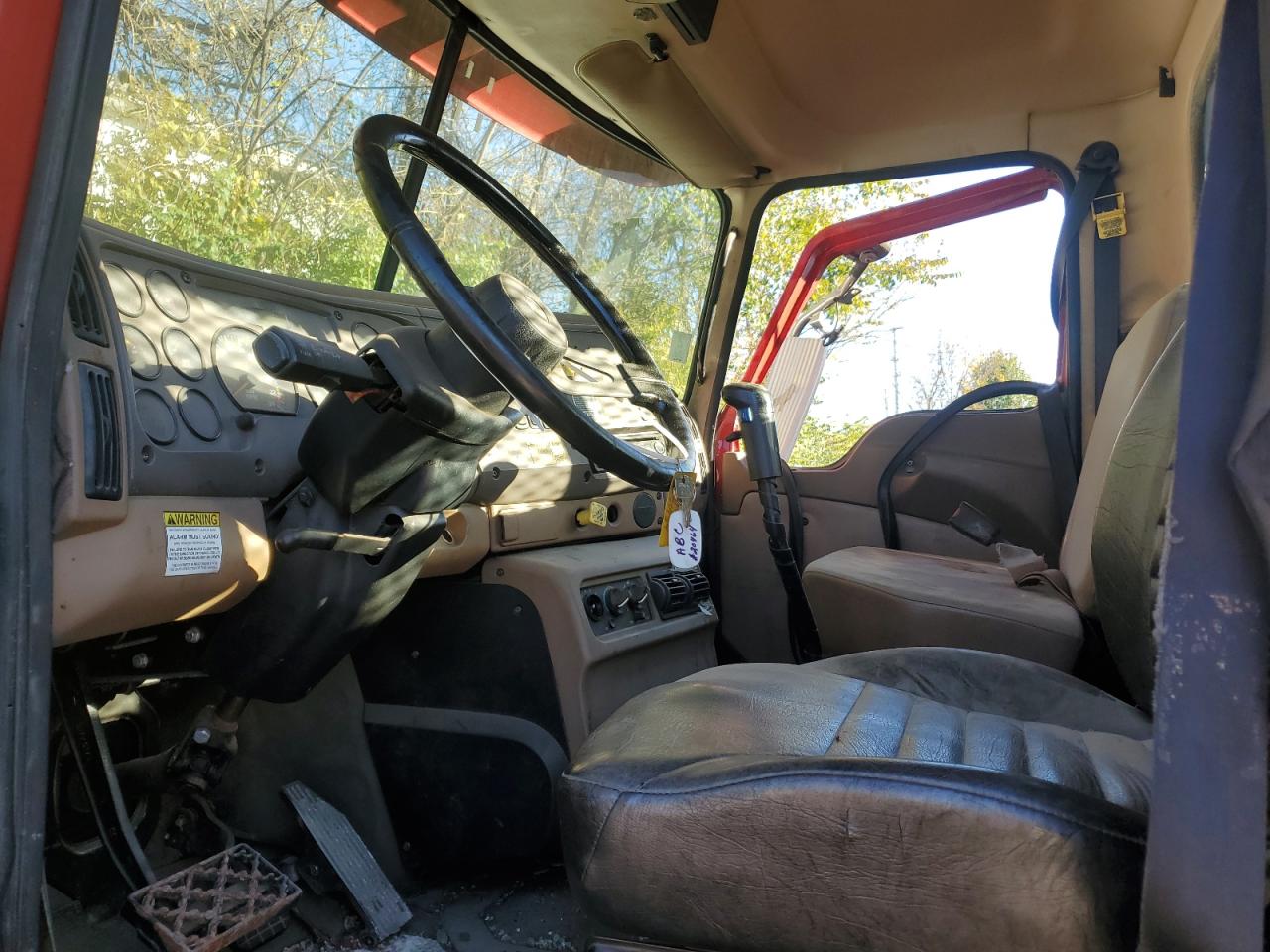 Lot #3291252005 2005 MACK 700 CV700