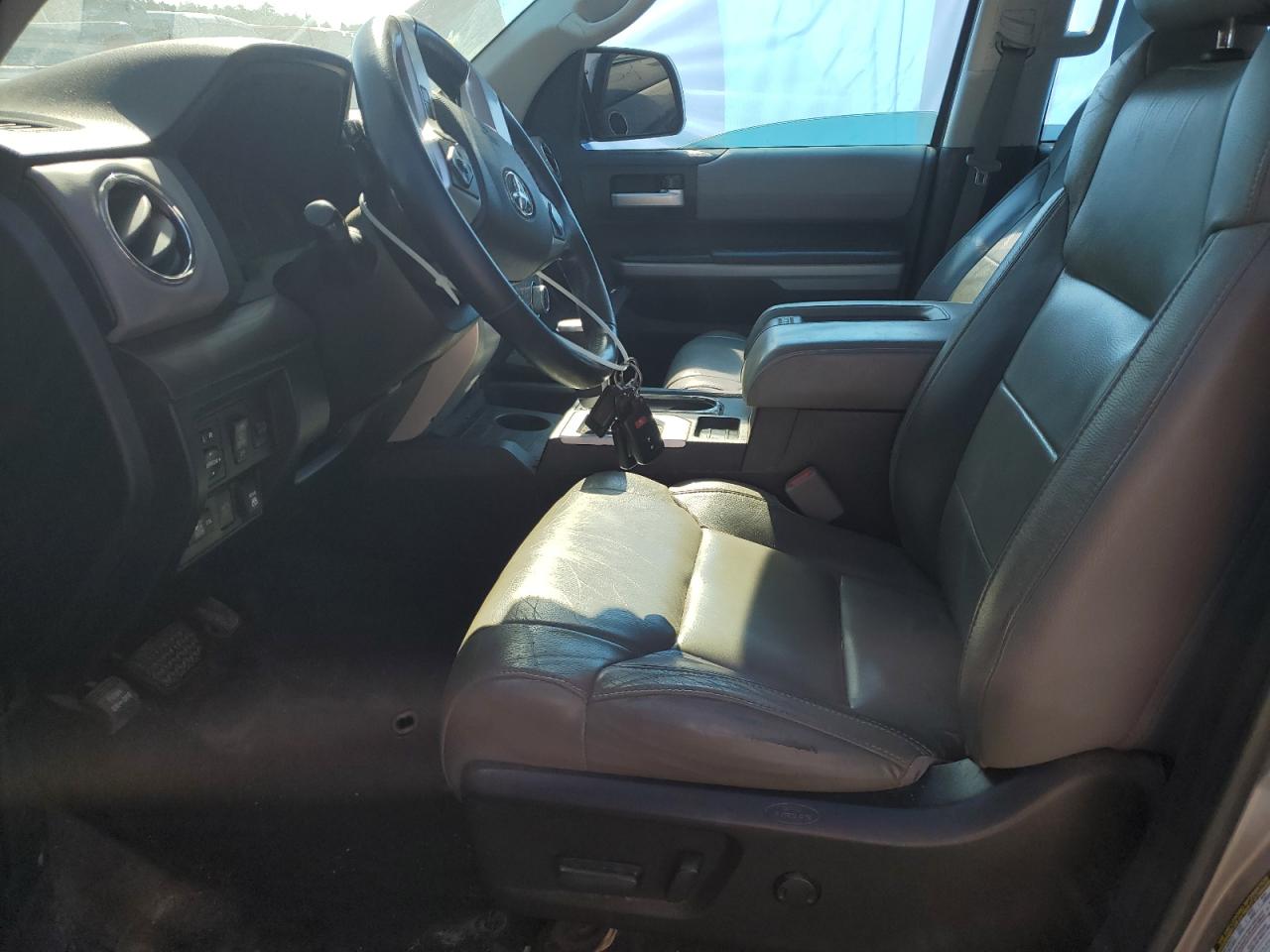 TOYOTA TUNDRA CREWMAX LIMITED