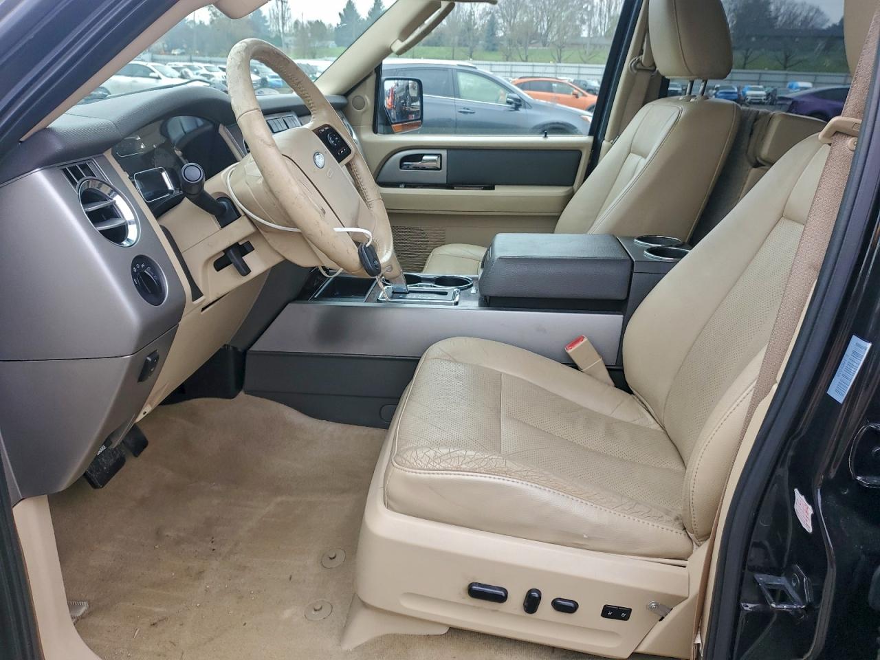 FORD EXPEDITION EL XLT