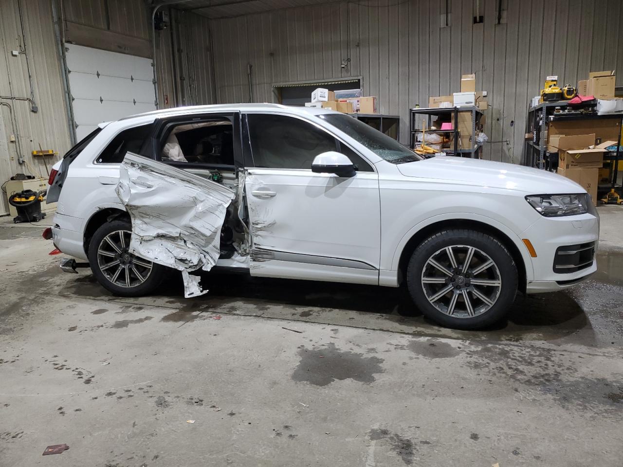 AUDI Q7 PREMIUM PLUS