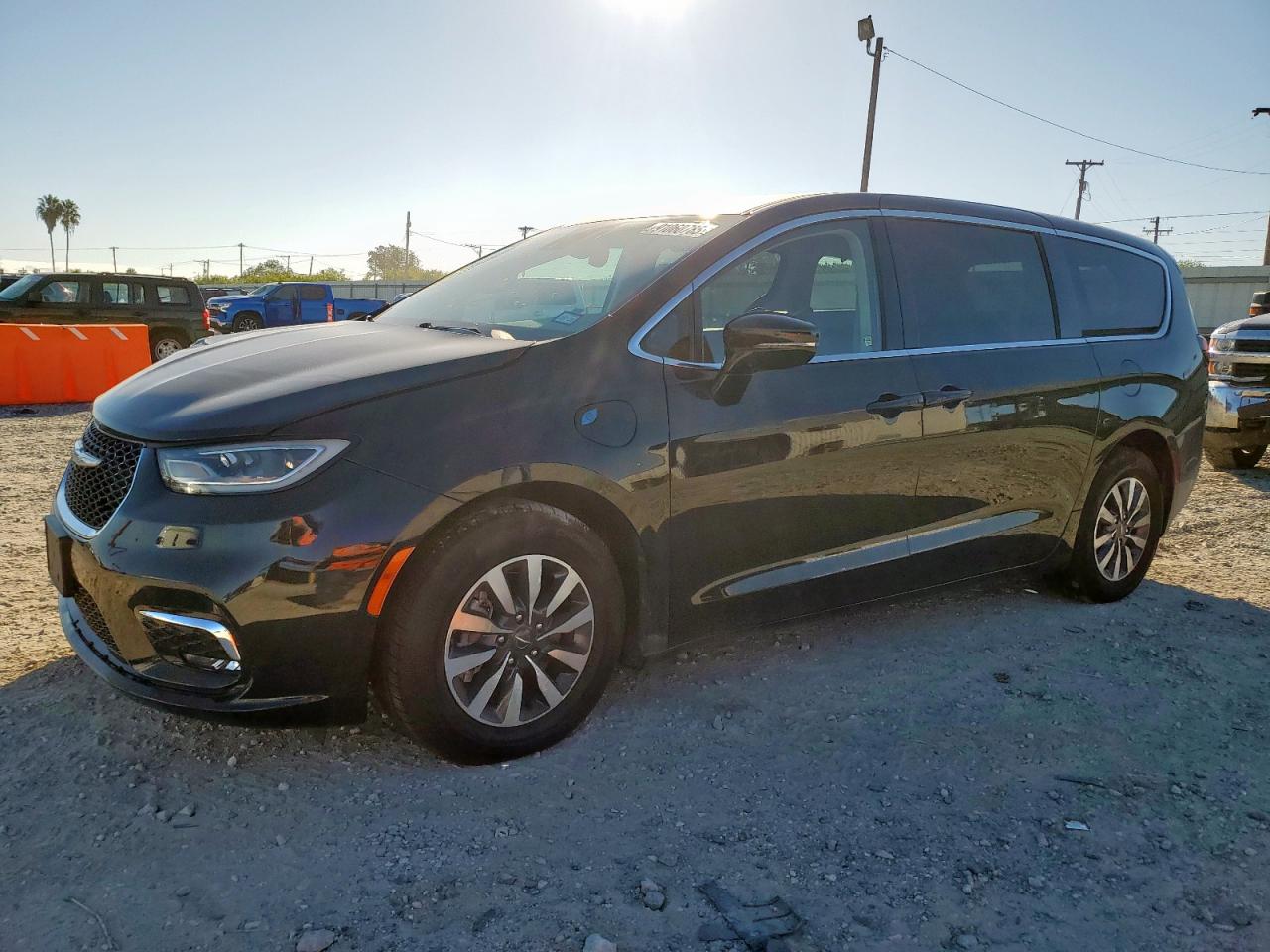 CHRYSLER PACIFICA HYBRID TOURING L