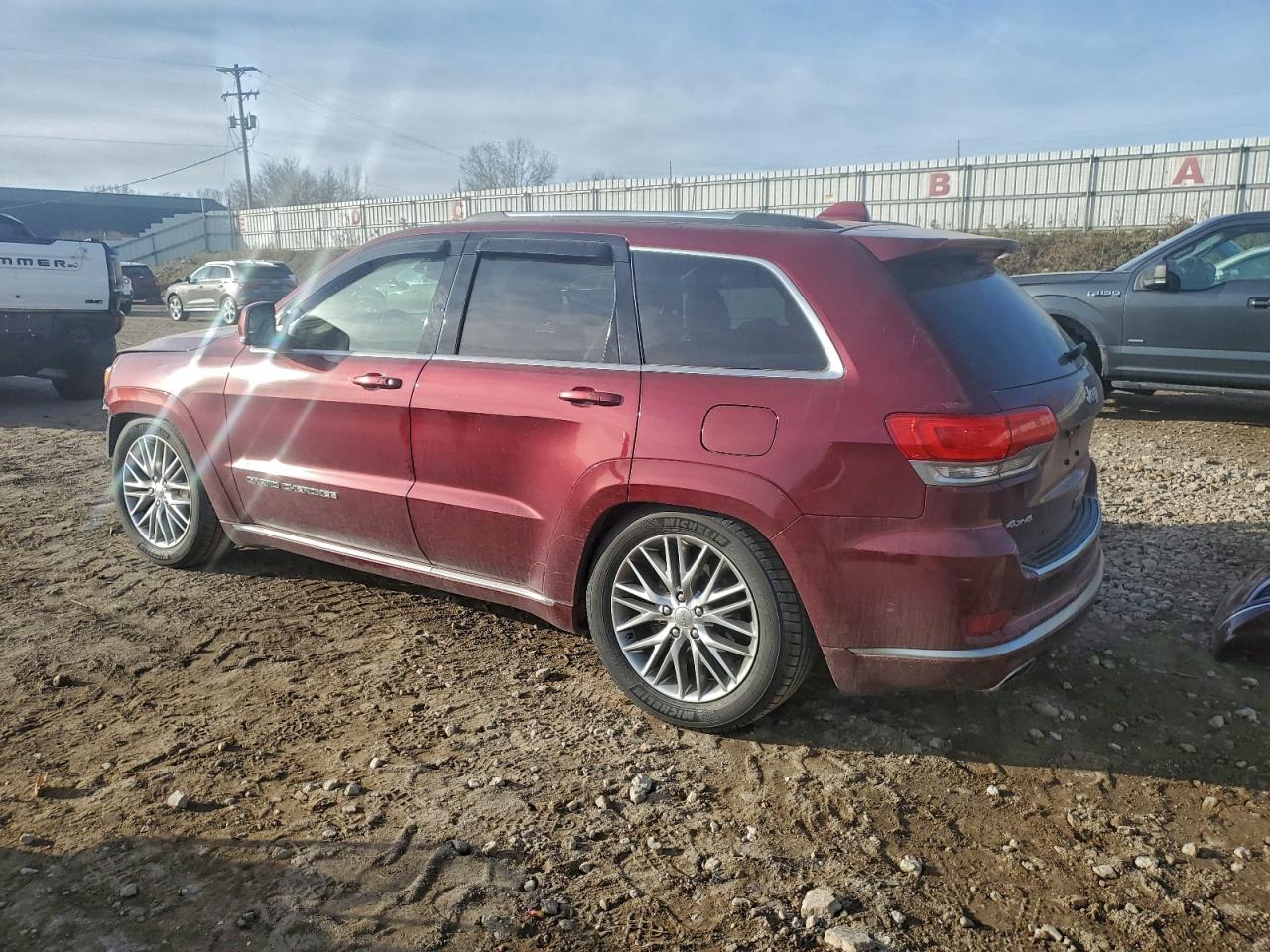 JEEP GRAND CHEROKEE SUMMIT