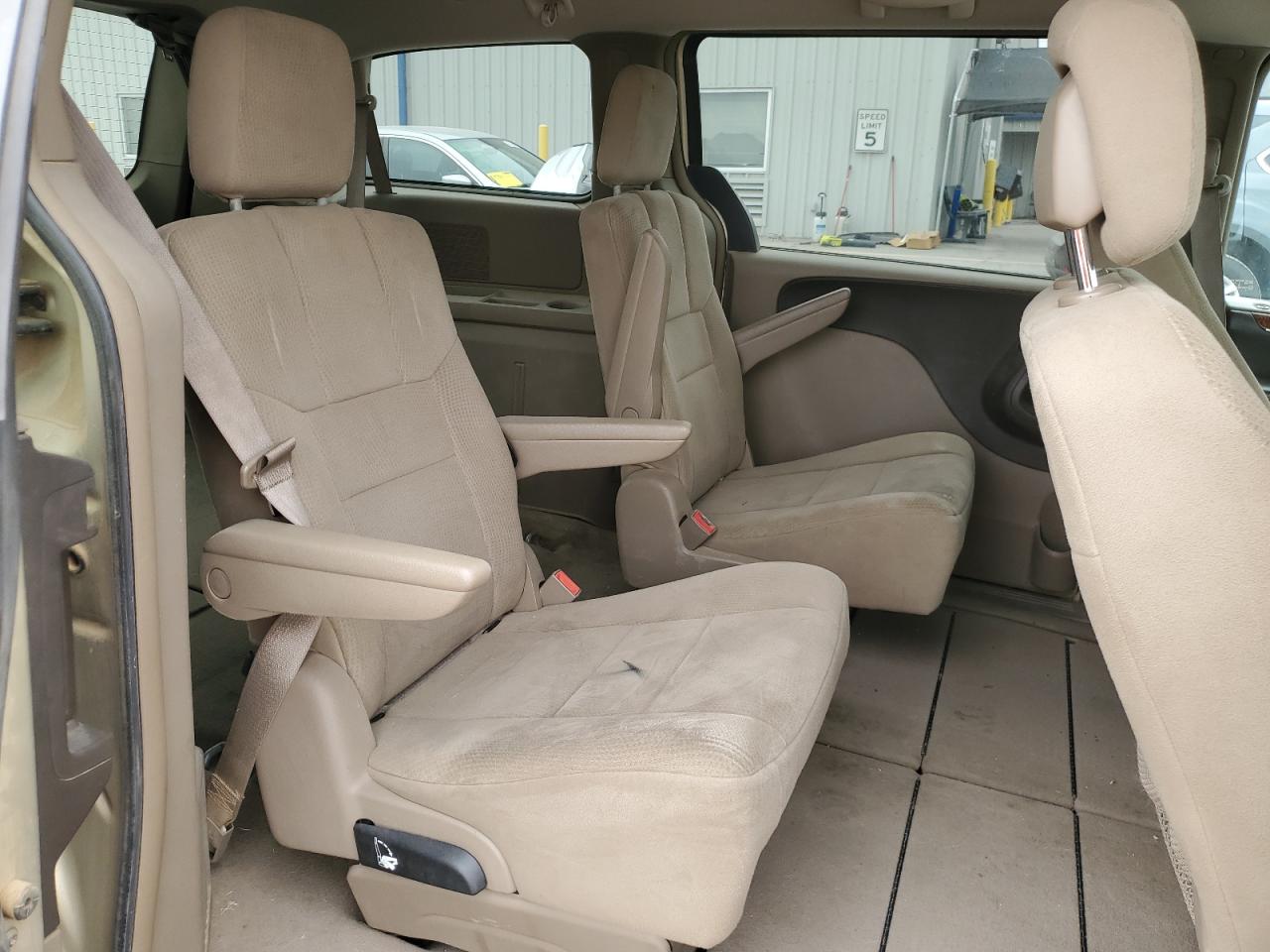 CHRYSLER TOWN & COUNTRY TOURING