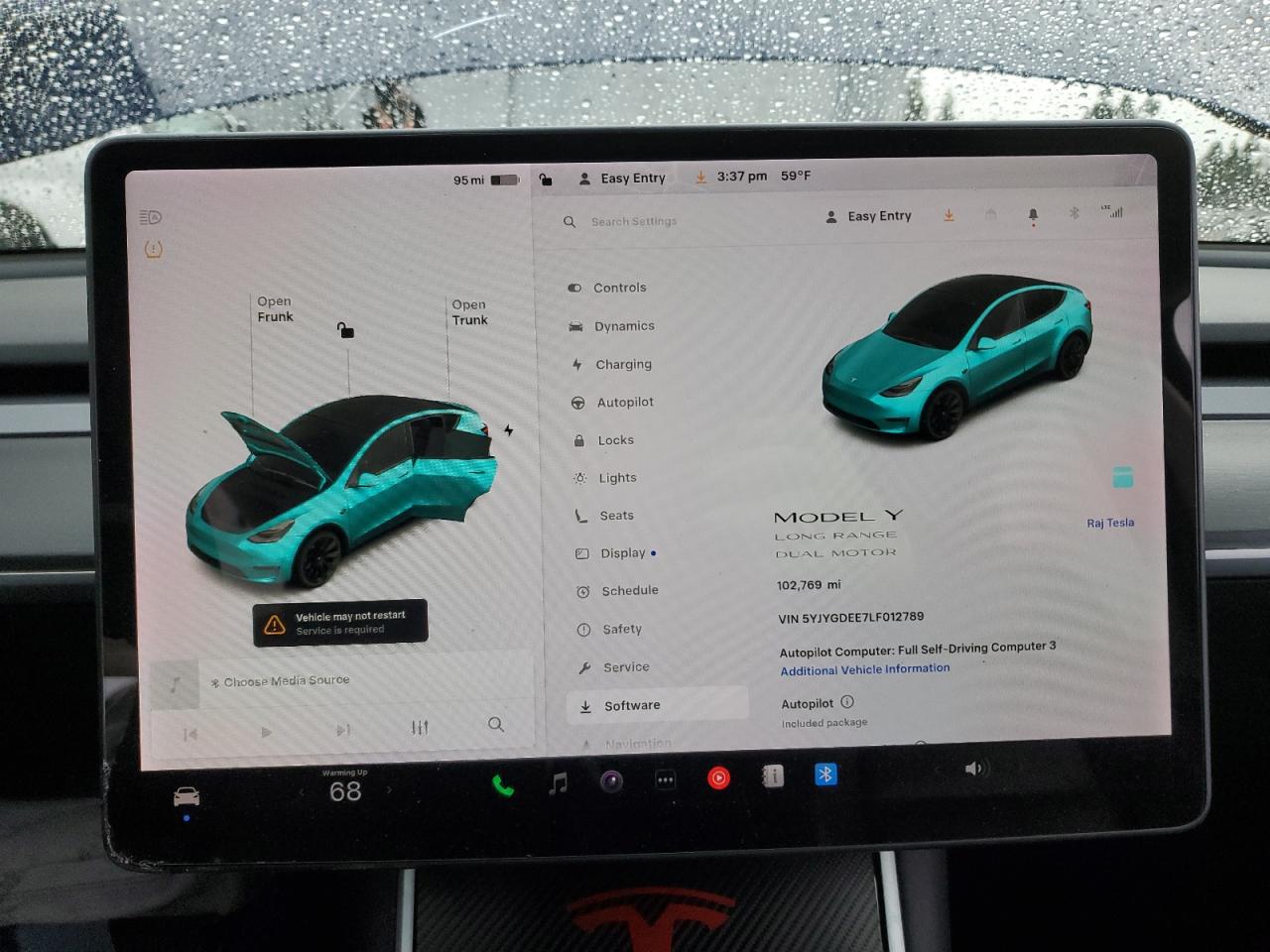 TESLA MODEL Y
