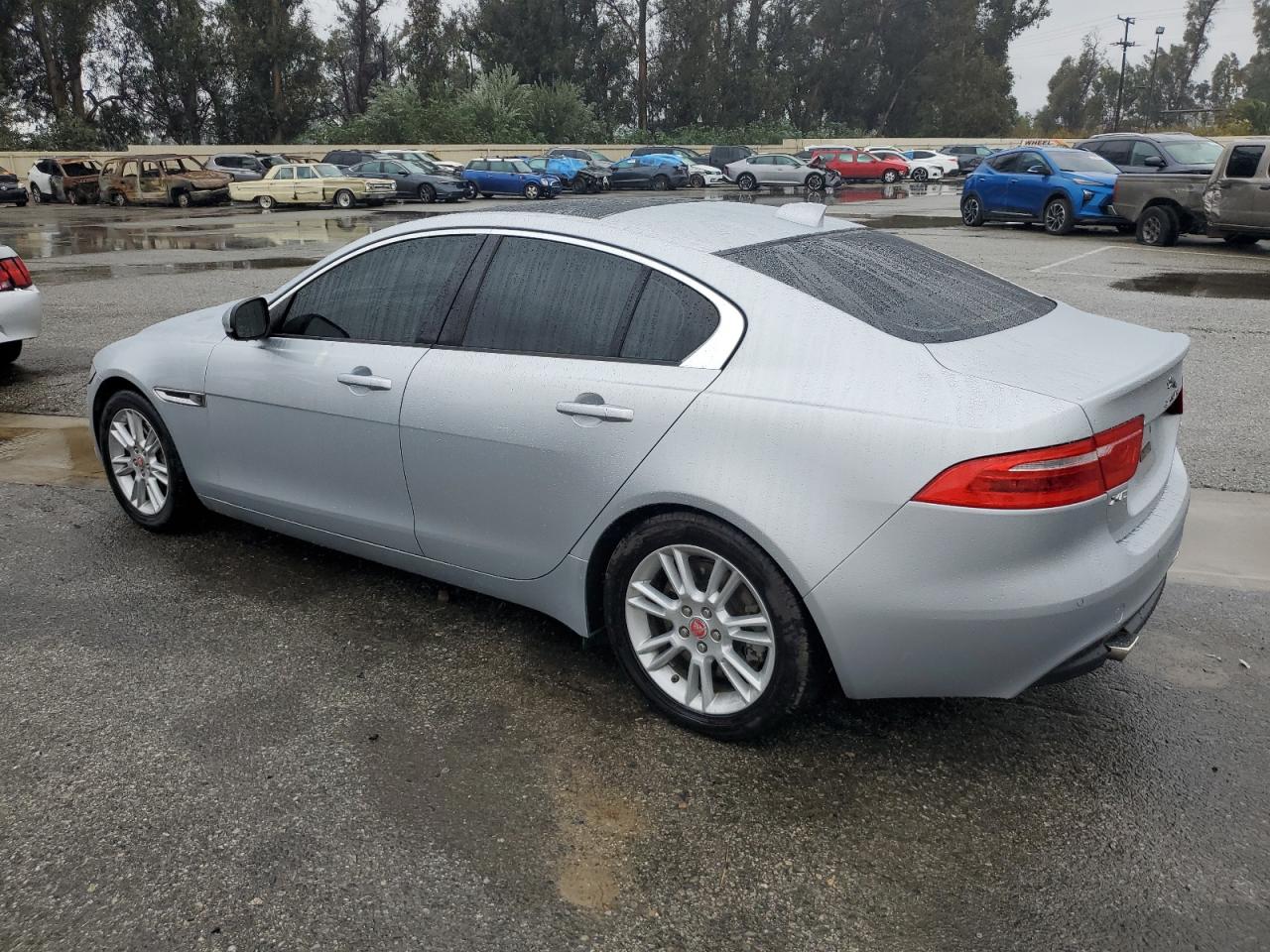 JAGUAR XE PREMIUM