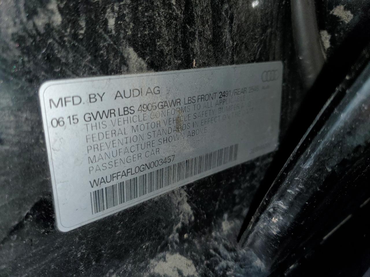 AUDI A4 PREMIUM PLUS S-LINE