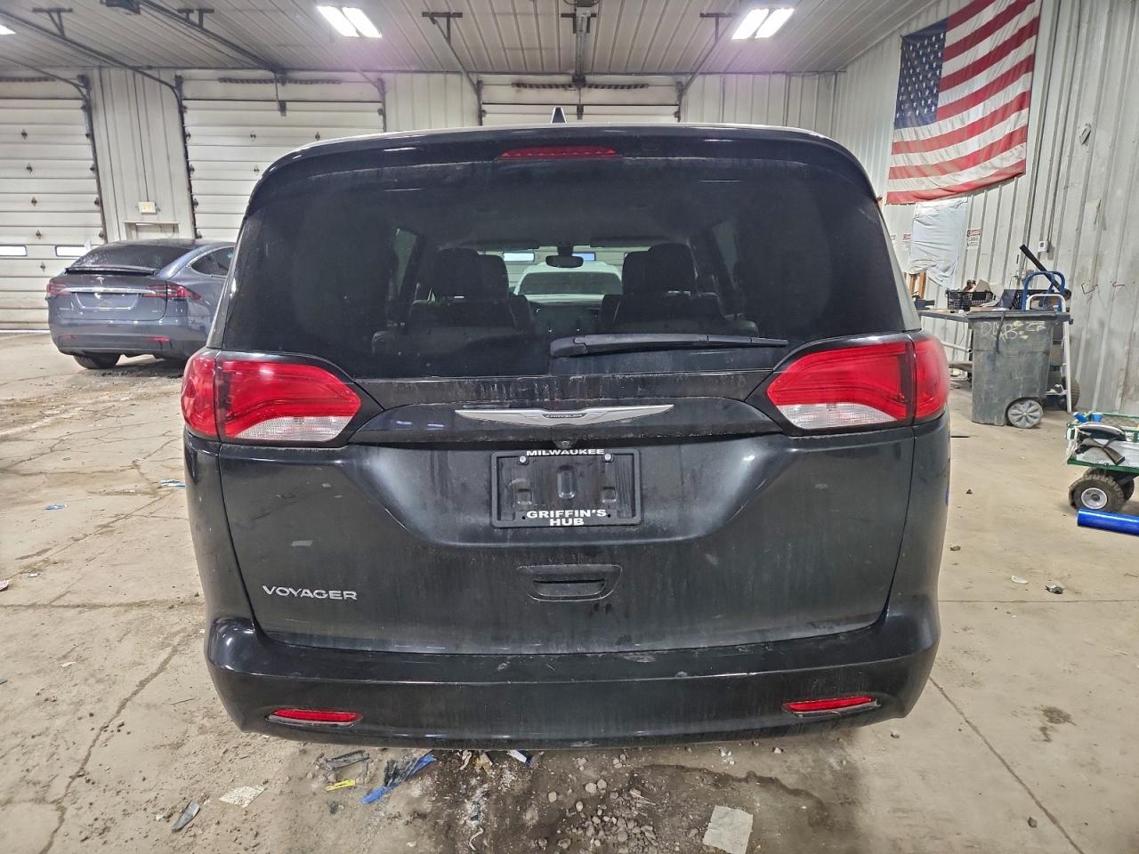 CHRYSLER VOYAGER LXI