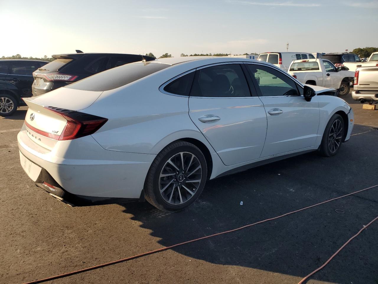 HYUNDAI SONATA SEL PLUS