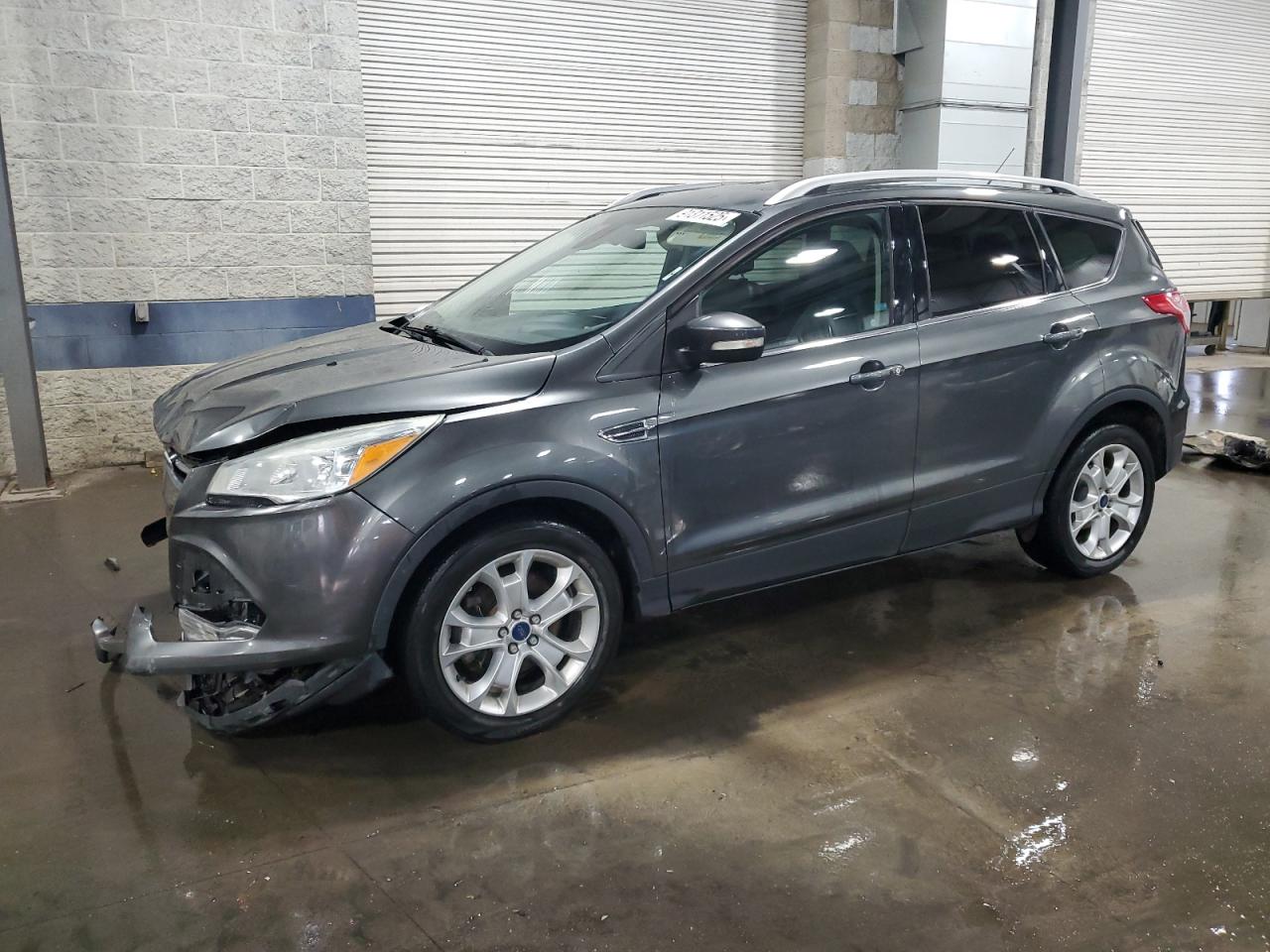 FORD ESCAPE TITANIUM