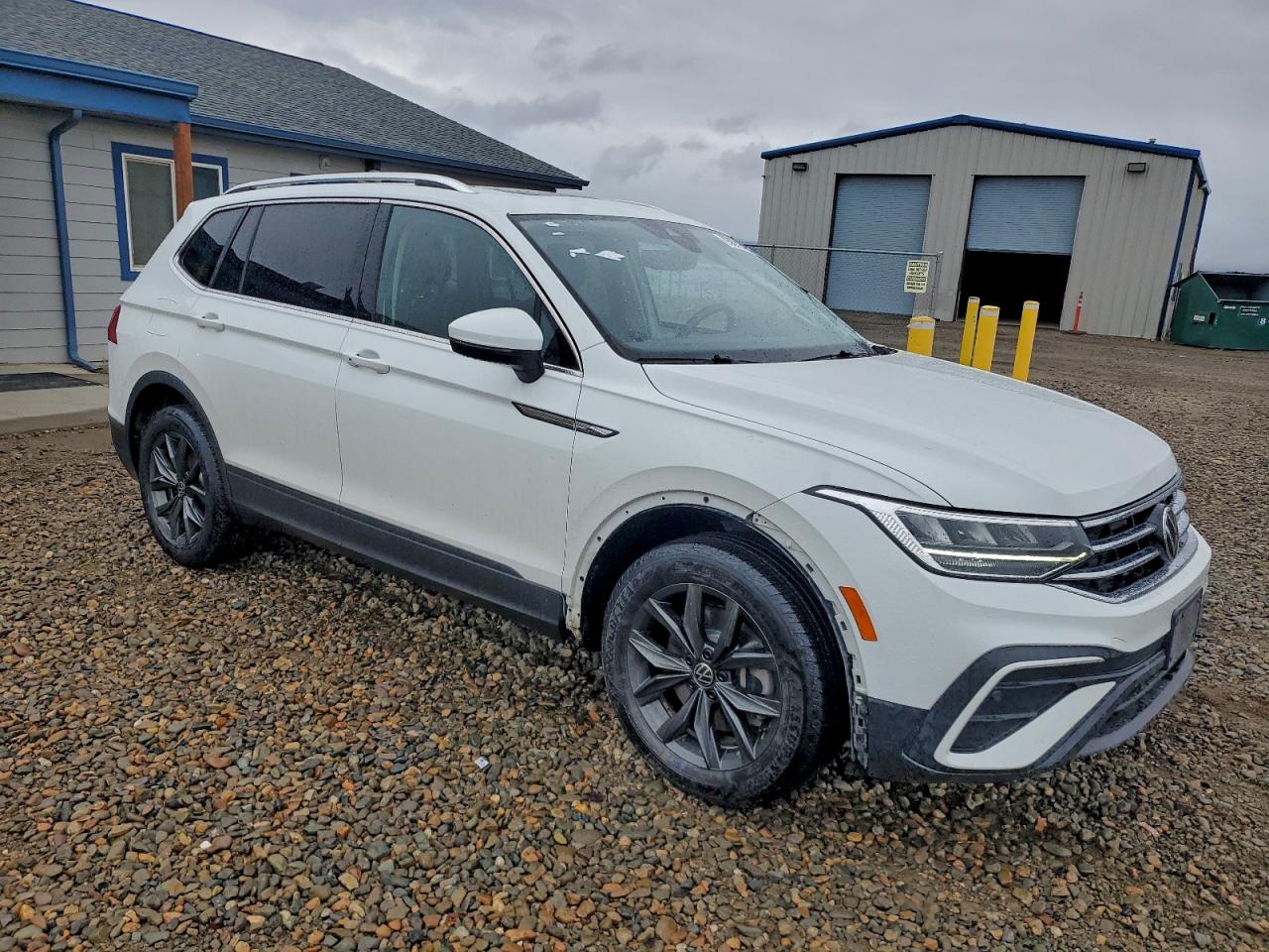 VOLKSWAGEN TIGUAN SE