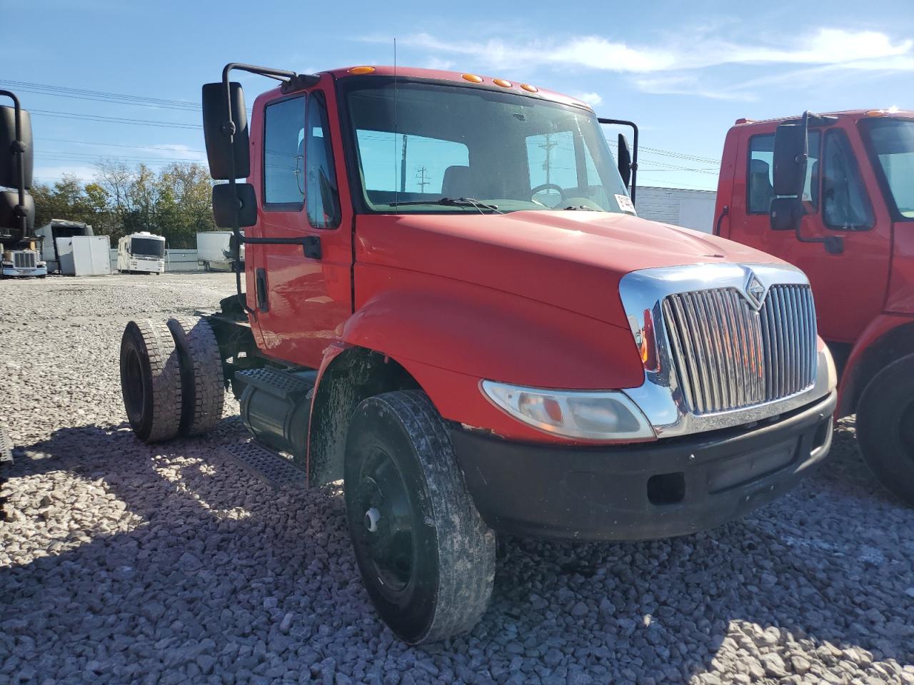 Lot #3285733707 2003 INTERNATIONAL 4400