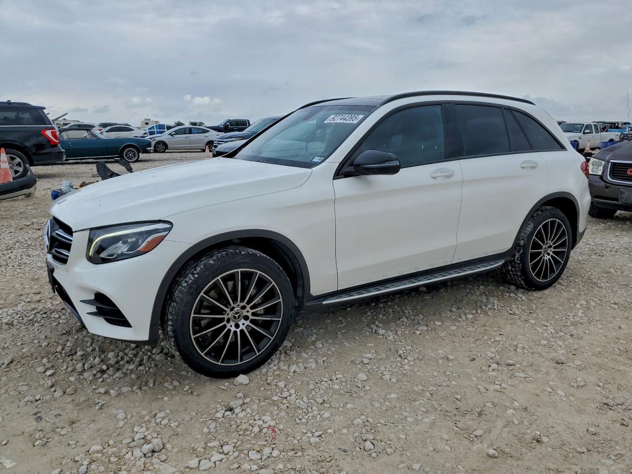 MERCEDES-BENZ GLC-CLASS 300