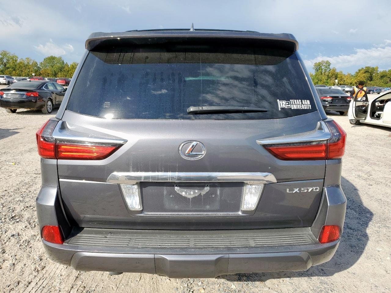 LEXUS LX 570