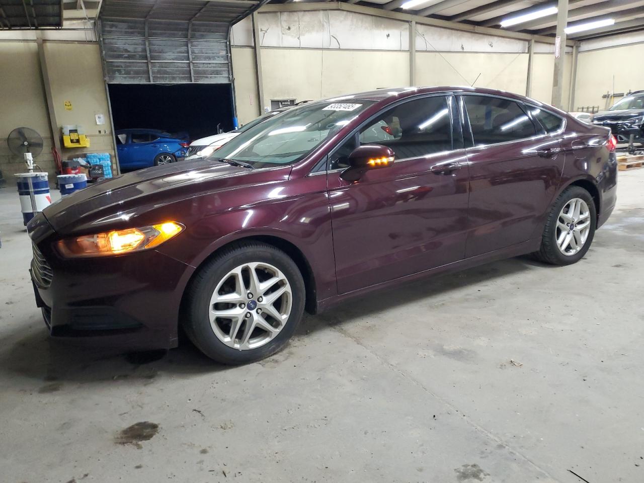 FORD FUSION SE