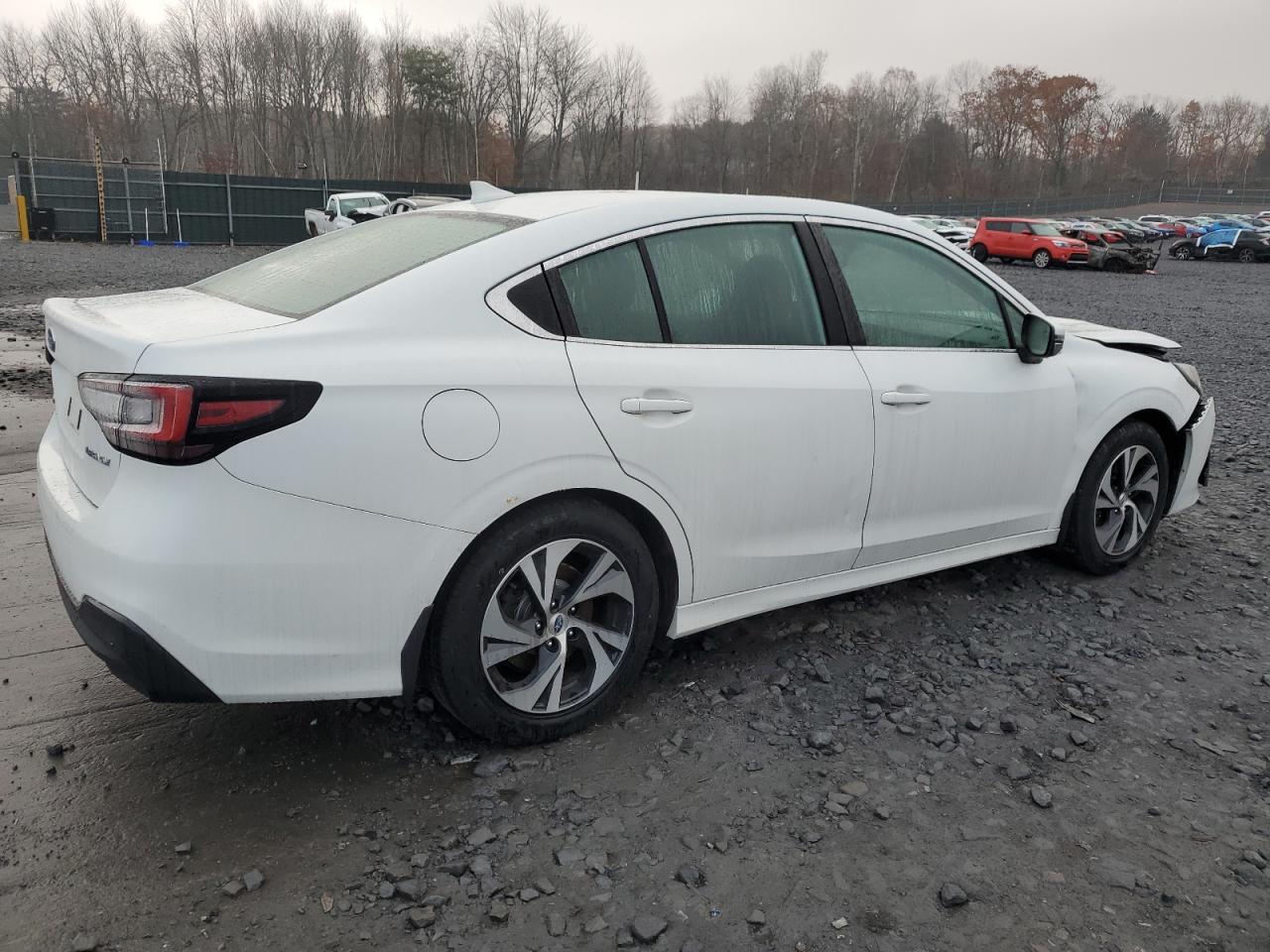 SUBARU LEGACY PREMIUM