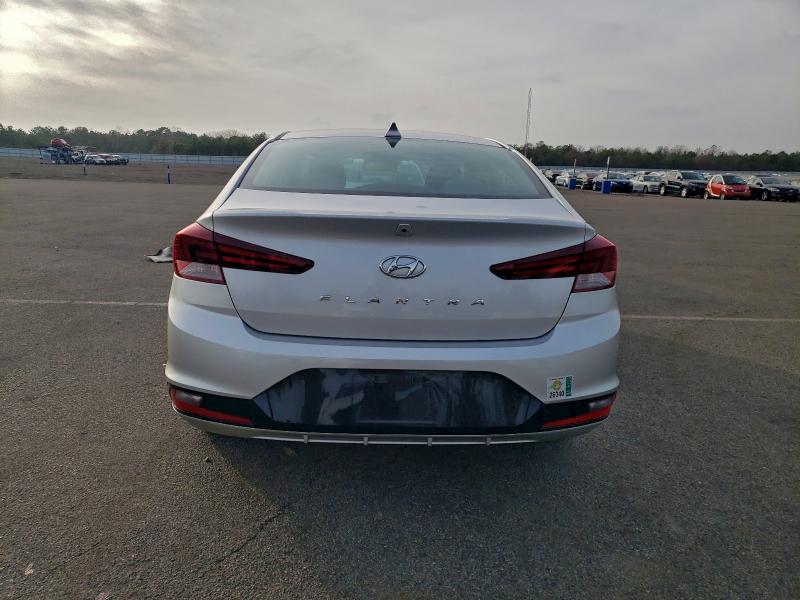2019 HYUNDAI ELANTRA SE #3305305308