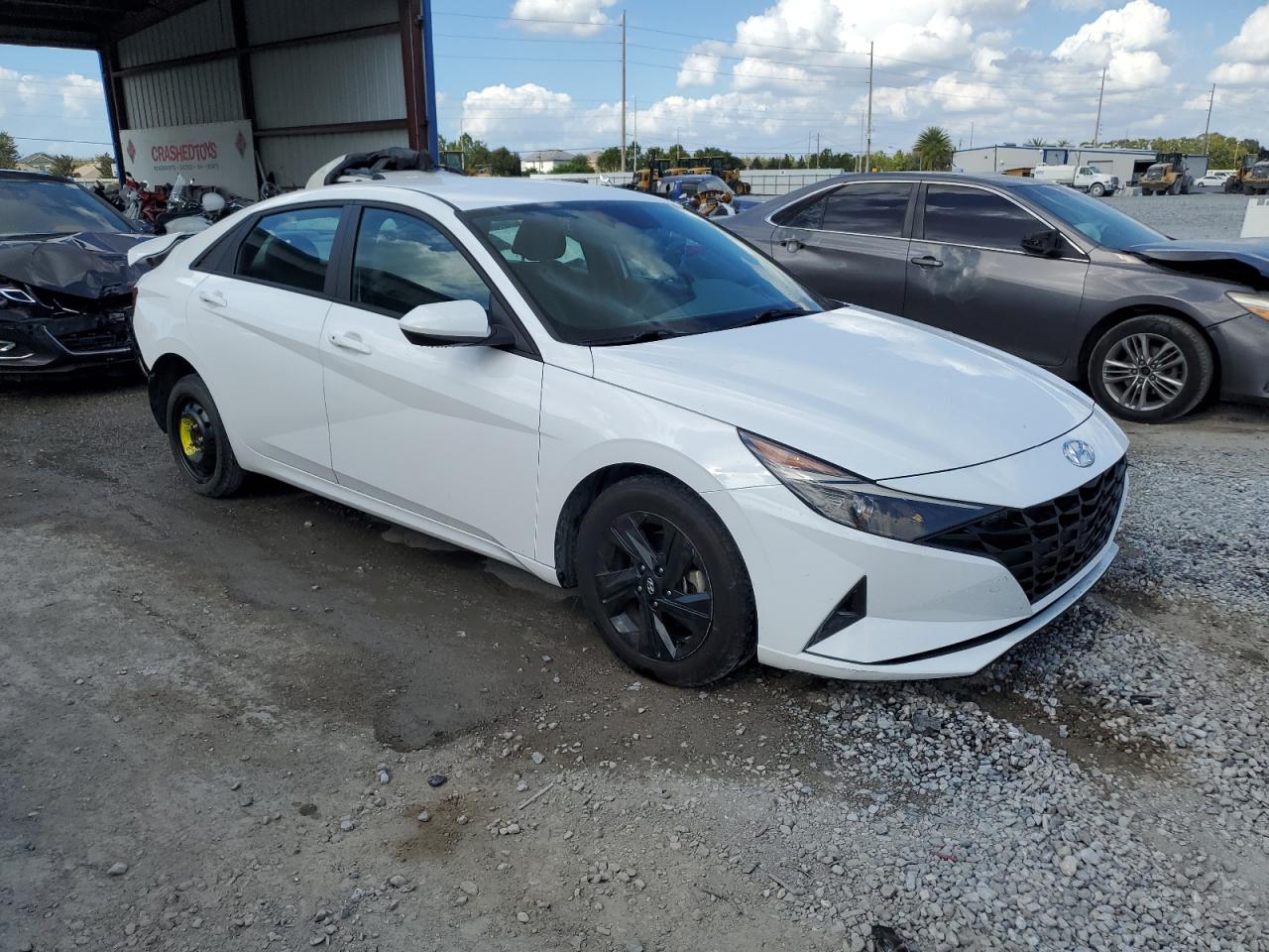 HYUNDAI ELANTRA BLUE