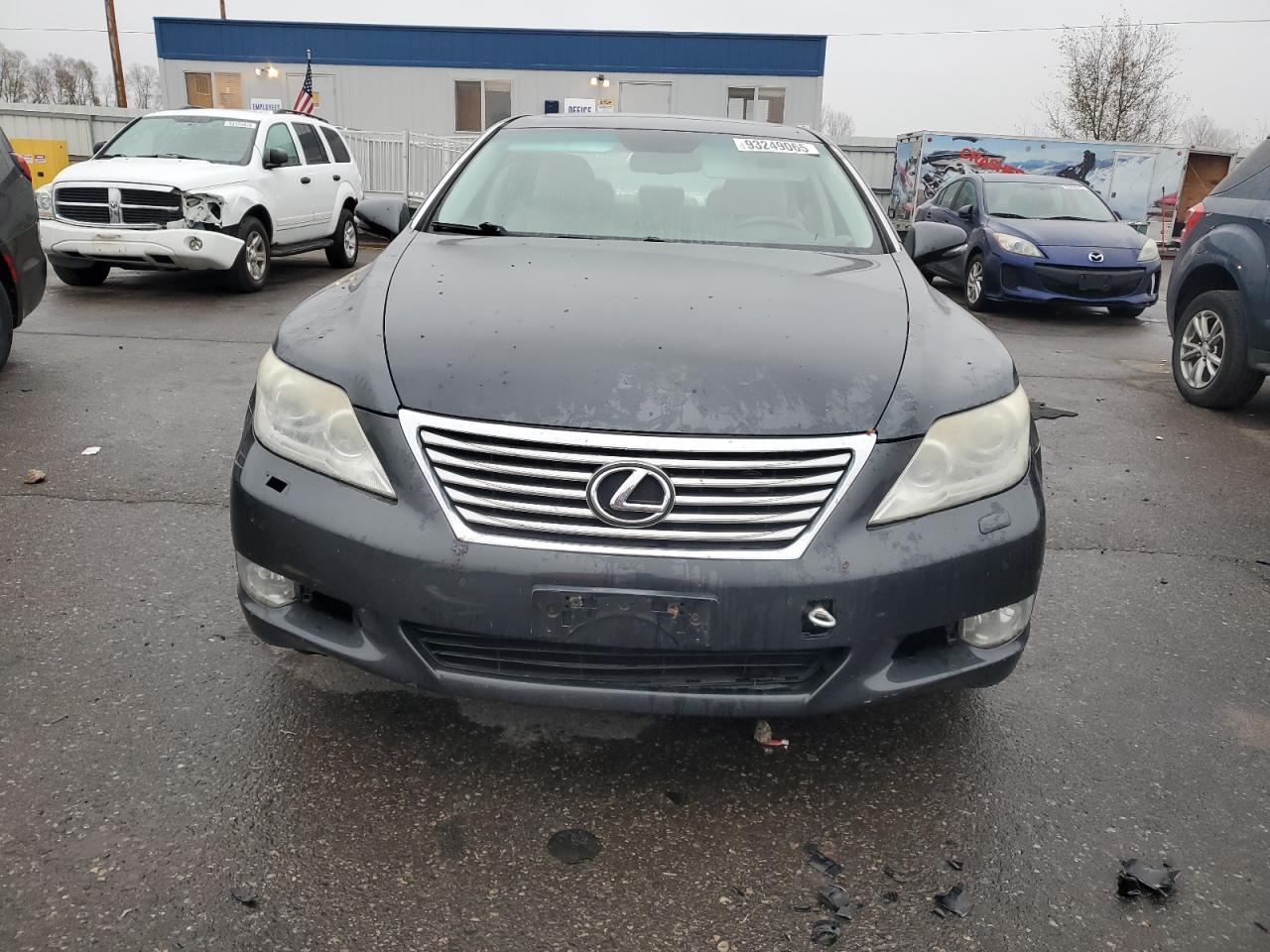 LEXUS LS 460