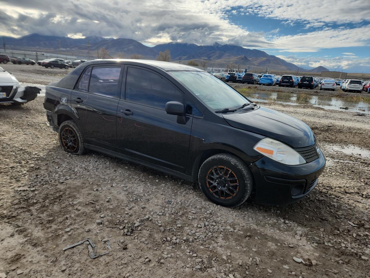 NISSAN VERSA S