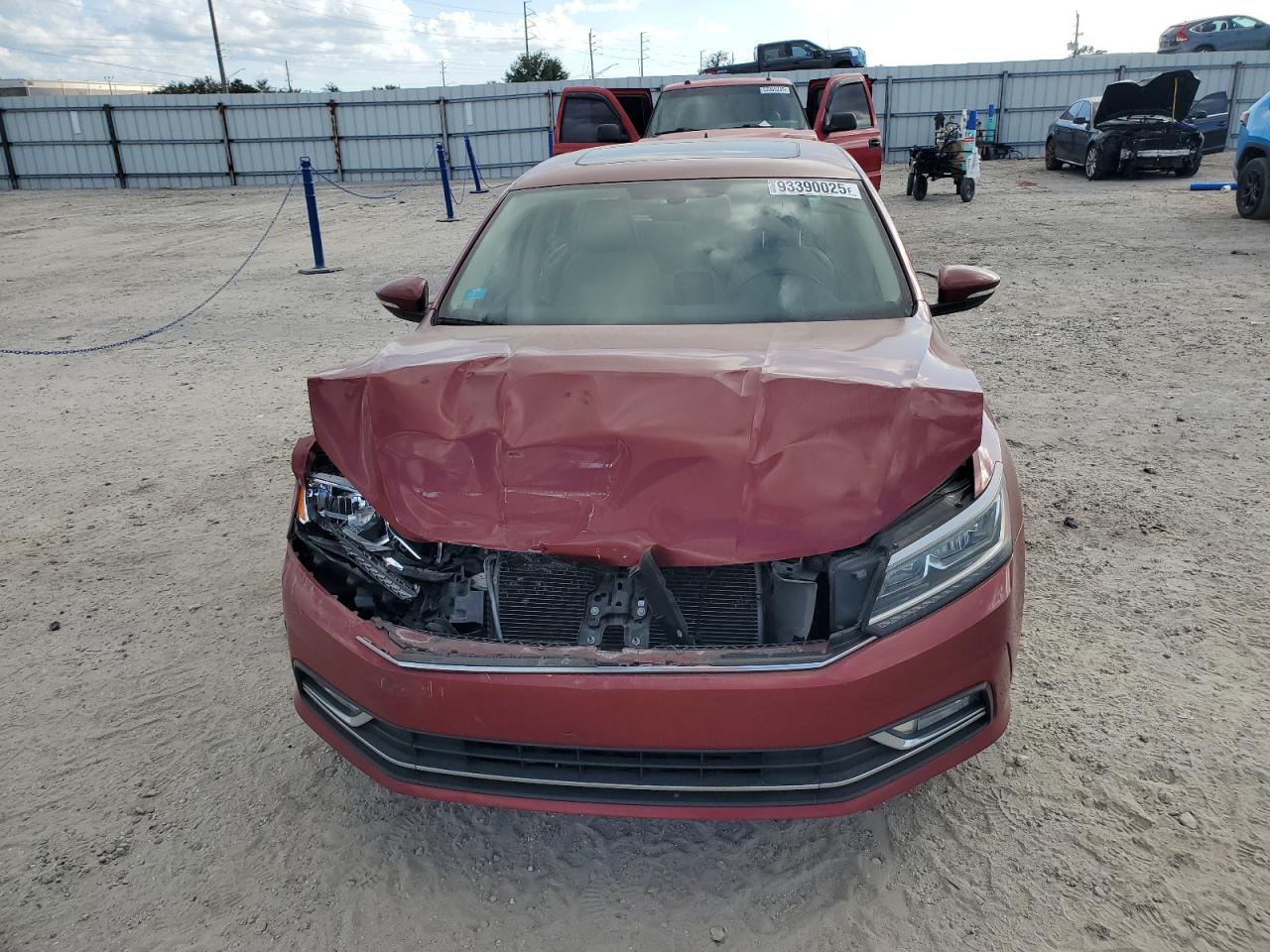 VOLKSWAGEN PASSAT SE