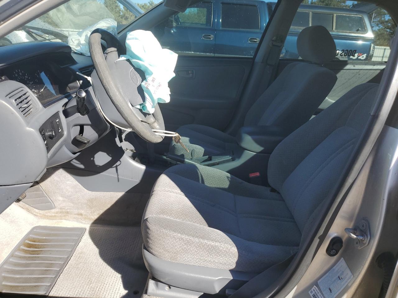 Lot #3287611015 2001 TOYOTA CAMRY CE