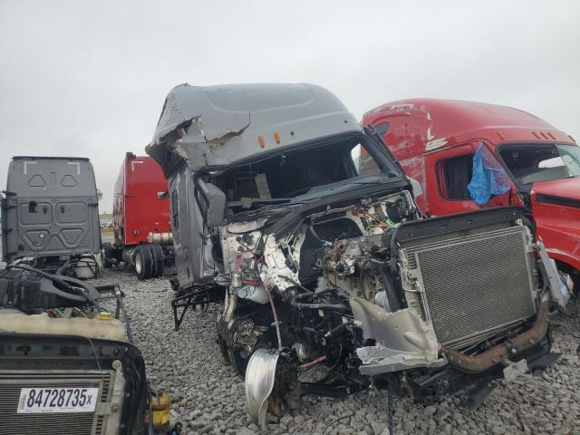 Global Auto Auctions: 2022 FREIGHTLINER CASCADIA 1