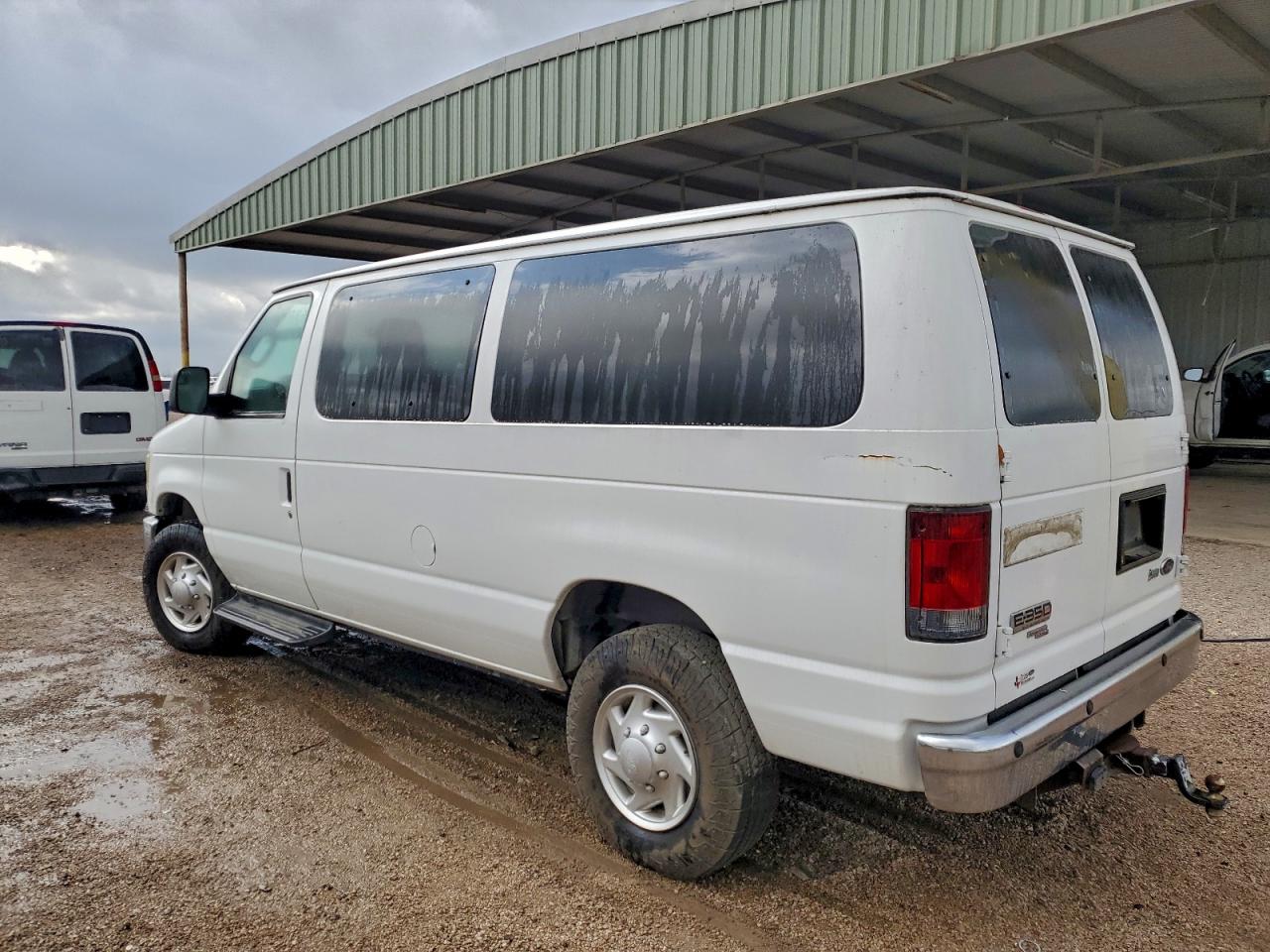 FORD ECONOLINE E350 SUPER DUTY WAGON