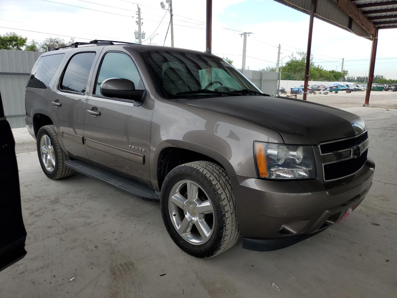 CHEVROLET TAHOE C1500 LT