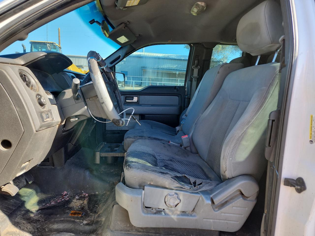 FORD F-150 SUPER CAB