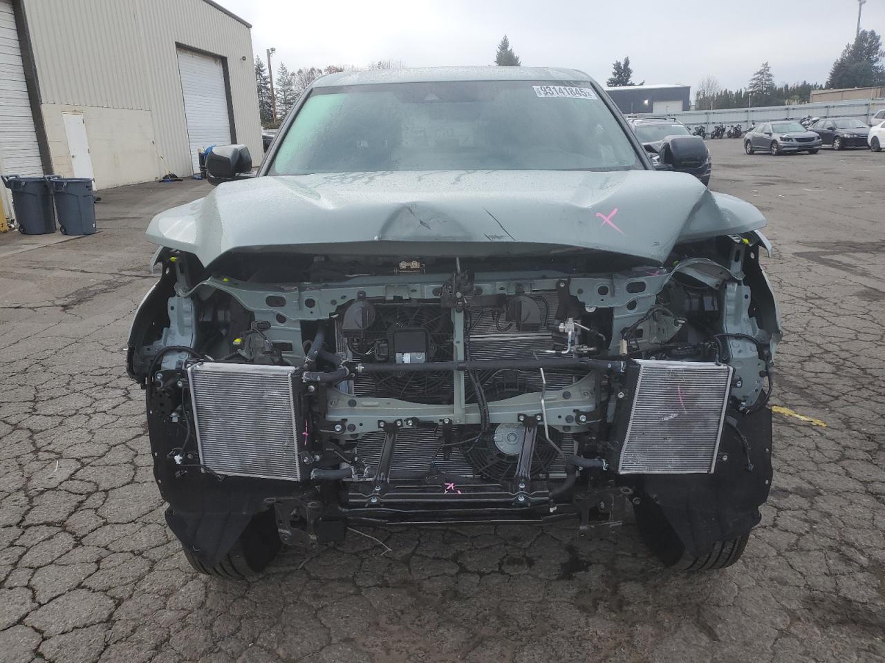 TOYOTA TUNDRA CREWMAX LIMITED