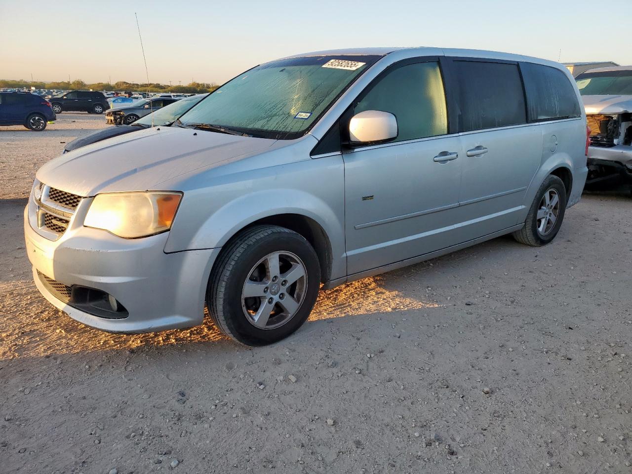 DODGE GRAND CARAVAN CREW