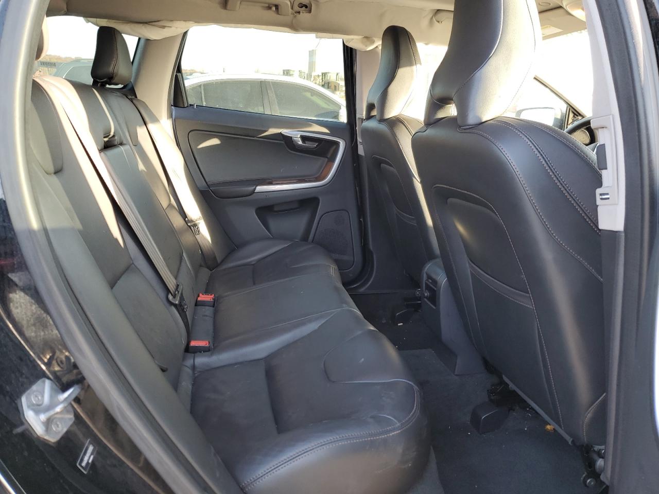 VOLVO XC60 T5 INSCRIPTION