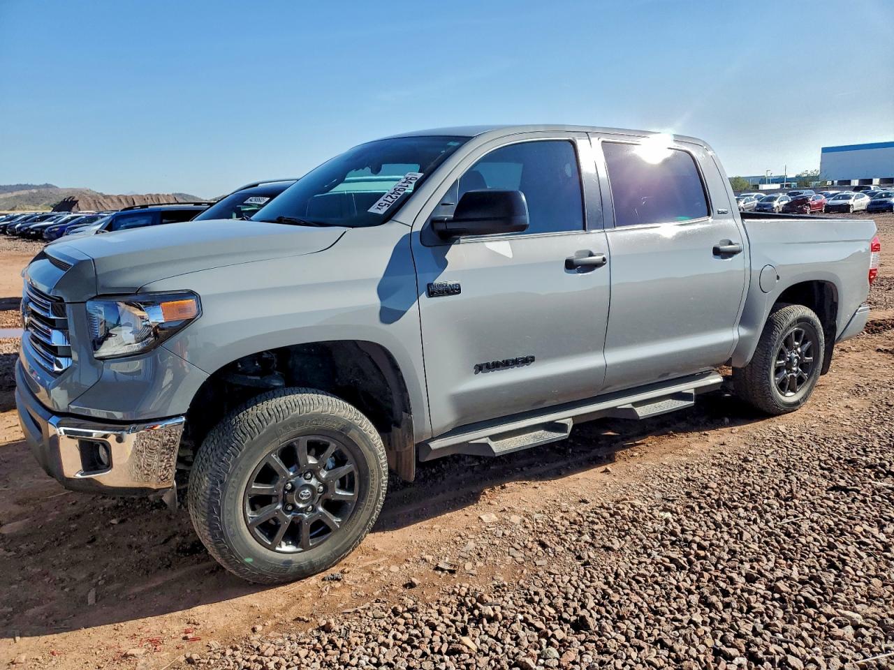 TOYOTA TUNDRA CREWMAX SR5